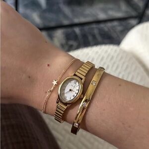 VAVC Small Gold Watch